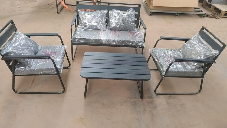 KIT TAVOLO POLTRONCINE E DIVANETTO DA GIARDINO